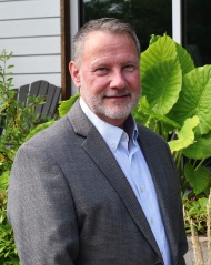 Mr. Hemmer in front of Town Hall